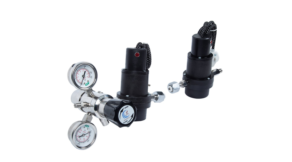 Double Stage Regulator with Heater